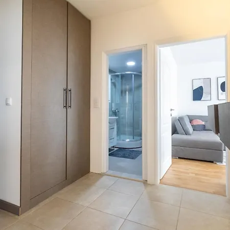 Perla Apartment *